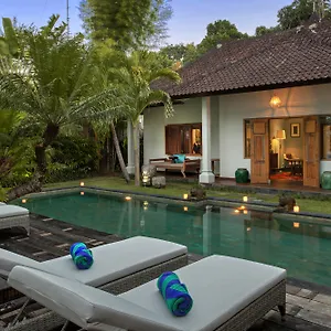 ** Guest house & Vespa 3 Indonesia